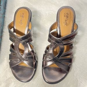 EURO SOFT size 7 metallic super cool shoes with heal